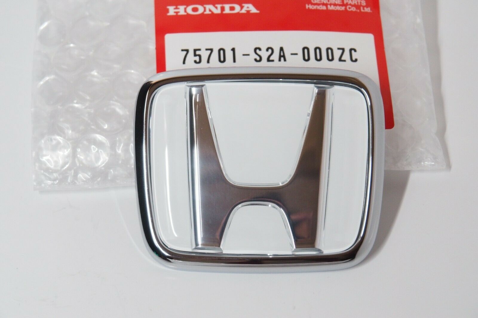 Honda Genuine S2000  AP1 AP2 F&R White Emblem Badge  75701-S2A-000ZC ★