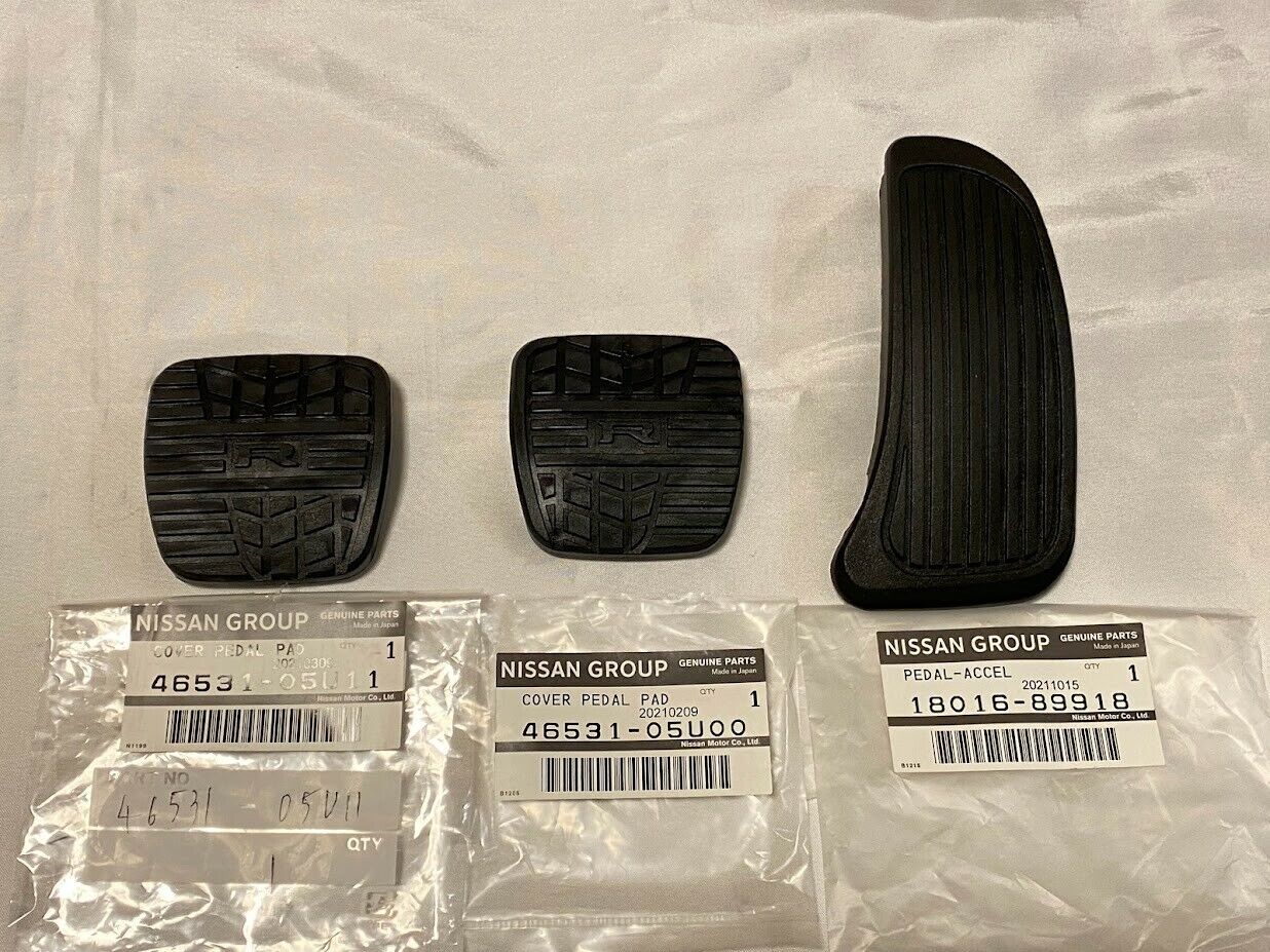 Nissan  Genuine SKYLIN GT-R R32 R33 R34 Accelerator Brake Clutch Pedals Pads Set ★
