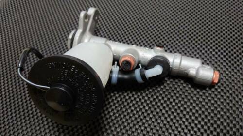 TOYOTA LEVIN TURENO AE86 RHD Brake Master Cylinder Sub-Assy ADVICS SALES New