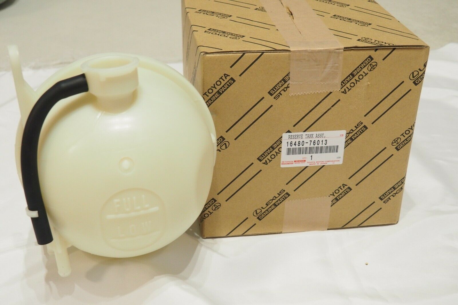 Toyota Genuine 1991-99 Estima Previa Radiator Reserve Tank 16480-76013 ...