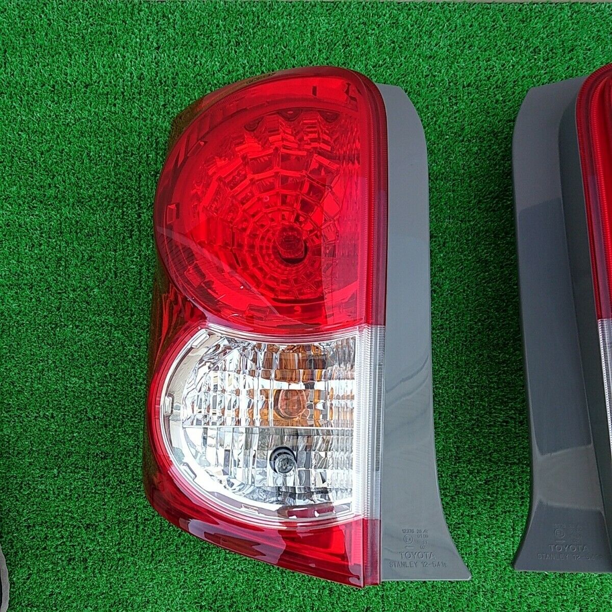 Toyota Genuine Corolla Rumion NZE151N Scion xB Taillights  Set ★