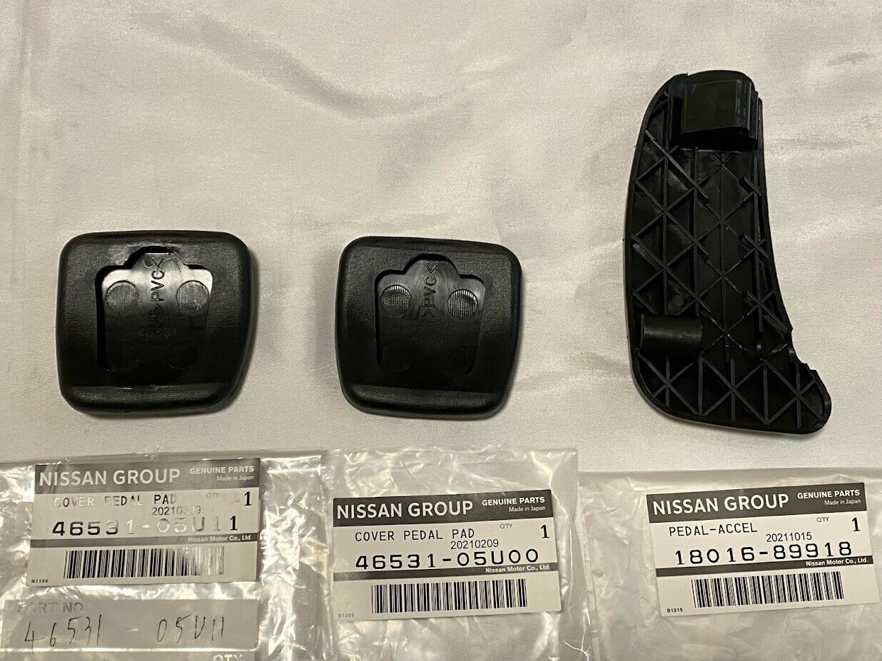 Nissan  Genuine SKYLIN GT-R R32 R33 R34 Accelerator Brake Clutch Pedals Pads Set ★