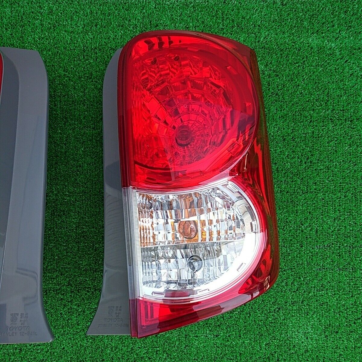 Toyota Genuine Corolla Rumion NZE151N Scion xB Taillights  Set ★