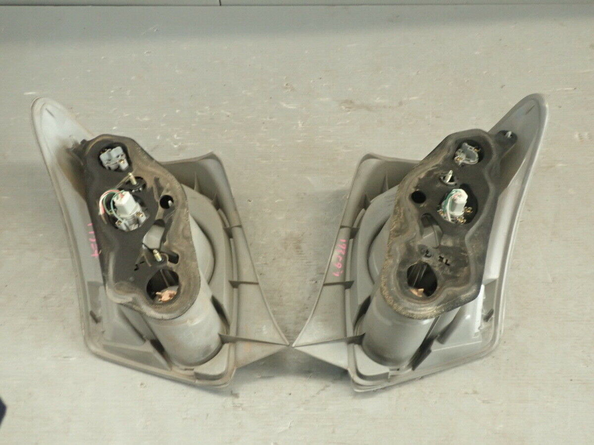 JDM TOYOTA Ist NCP60 61 Scion Xa Taillight Lamp Option Set OEM