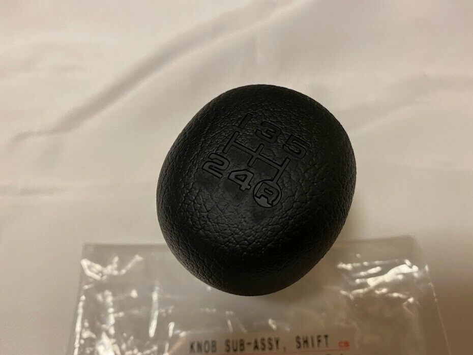 Toyota Genuine 83-87 Levin Trueno AE86 5-speed Black Shift Knob 33504-24010-C1