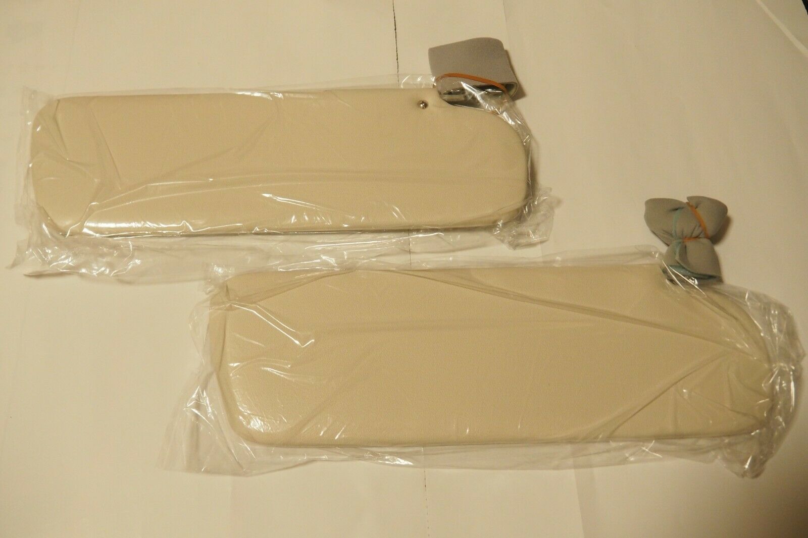 Toyota Genuine 1969- Land Cruiser Sun Visor PAIR BJ40 BJ45 FJ45 FJ55 HJ47 FJ40