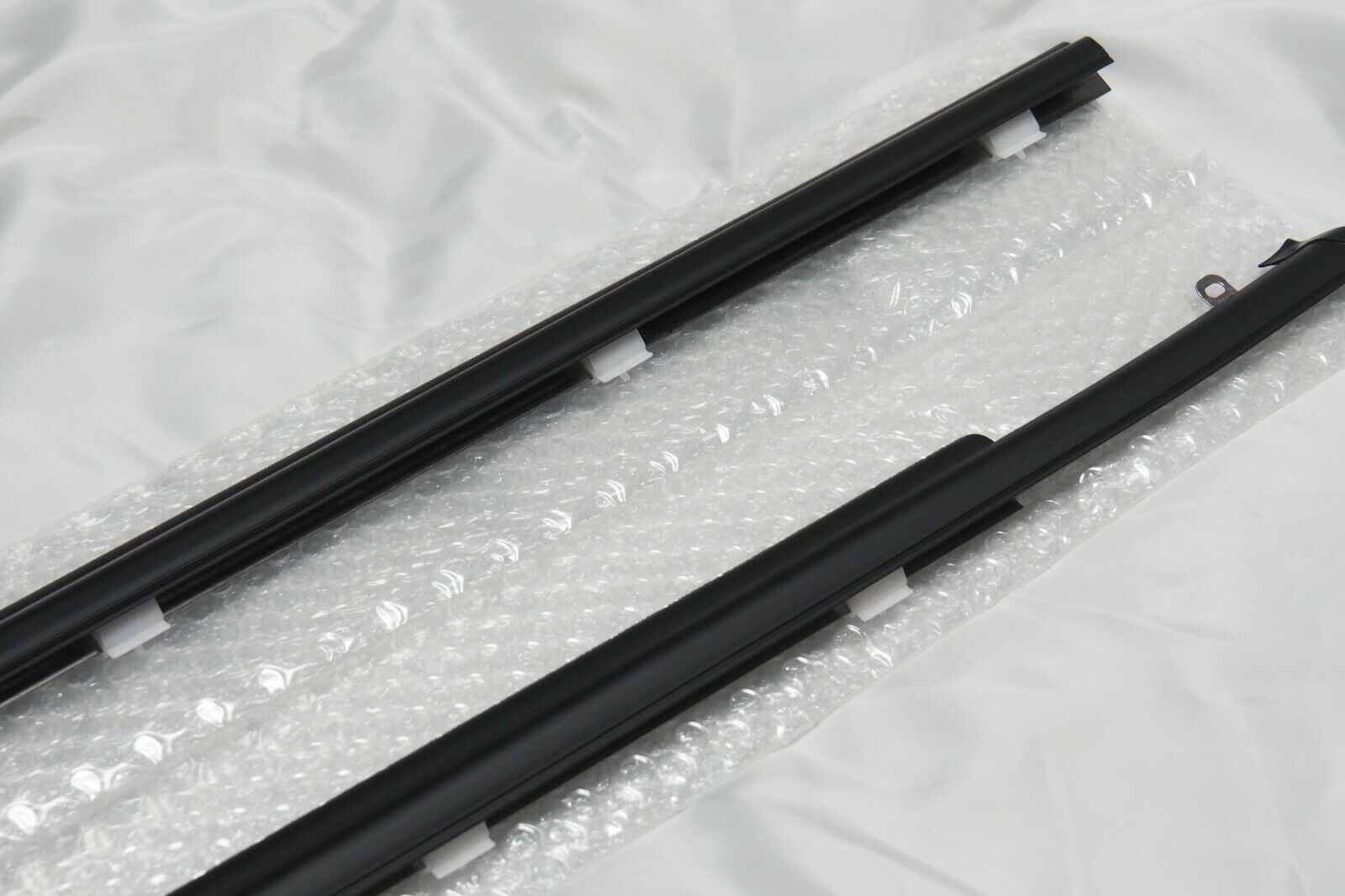 Honda Genuine CRX CR-X 88-91 EF2 EF6 EF7 EF8 Front Door Window Molding Set ★