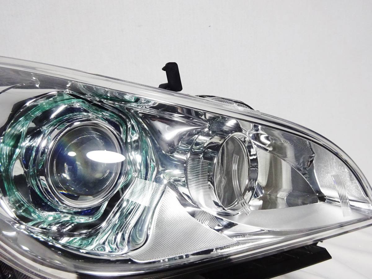 Nissan Genuine 2010-2014 Fuga Y51 Infiniti M37 HID Headlights Right Used ★